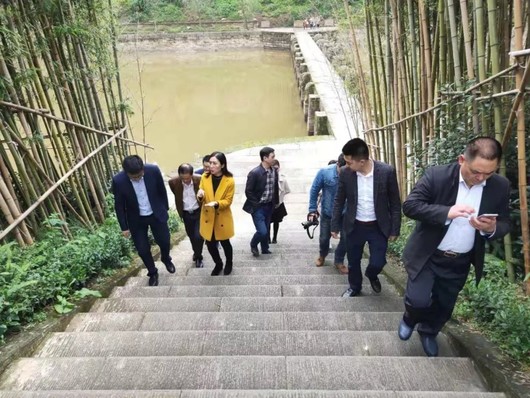 image016.jpg image016.jpg