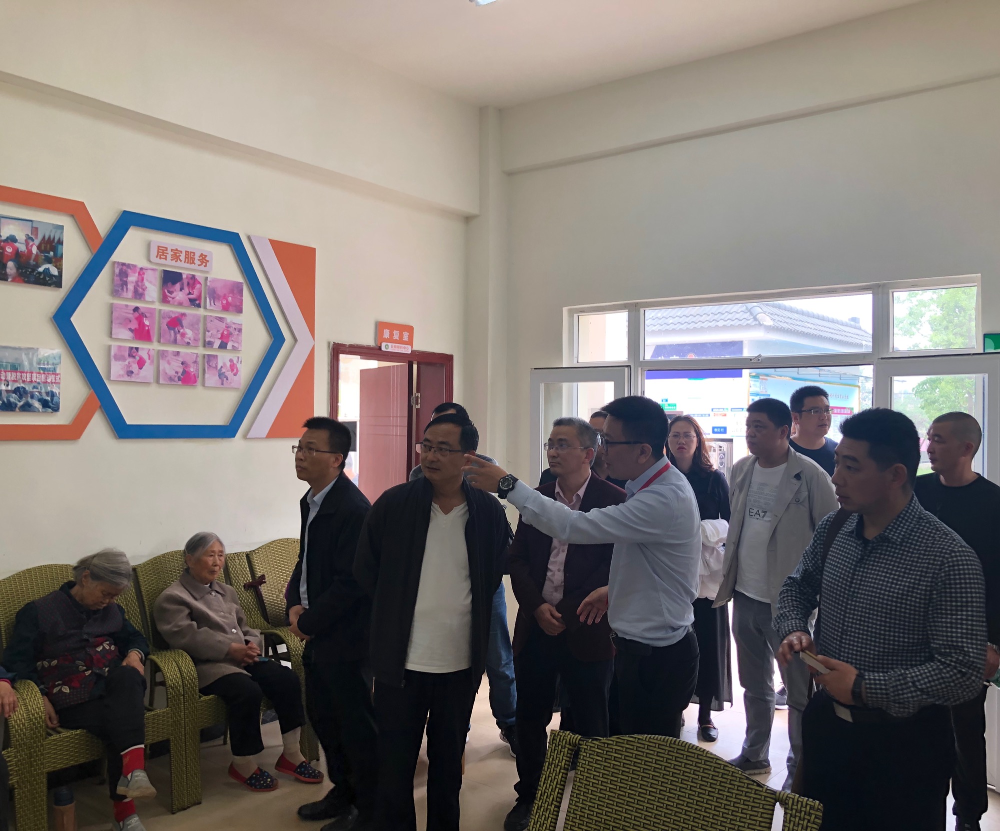 28bf6ce28f7b1eb2ebea4772f714599.jpg 28bf6ce28f7b1eb2ebea4772f714599.jpg